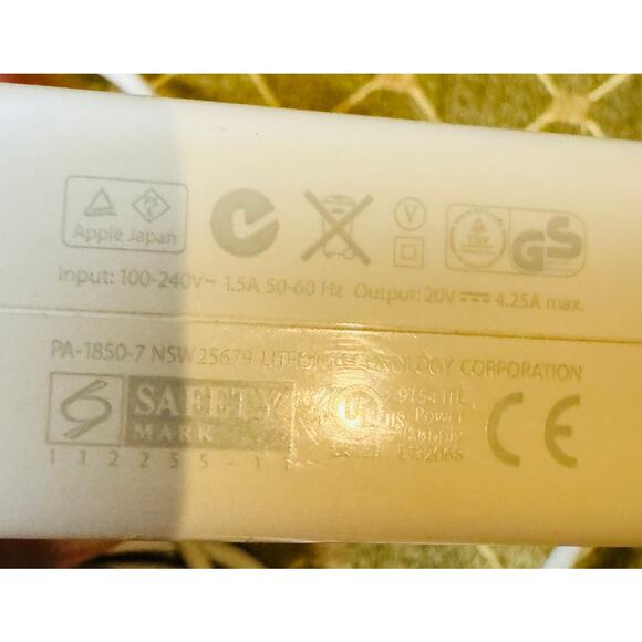 Apple MagSafe 2 85W Power Adapter Model A1424 for MacBook Pro - Picture 6 of 9